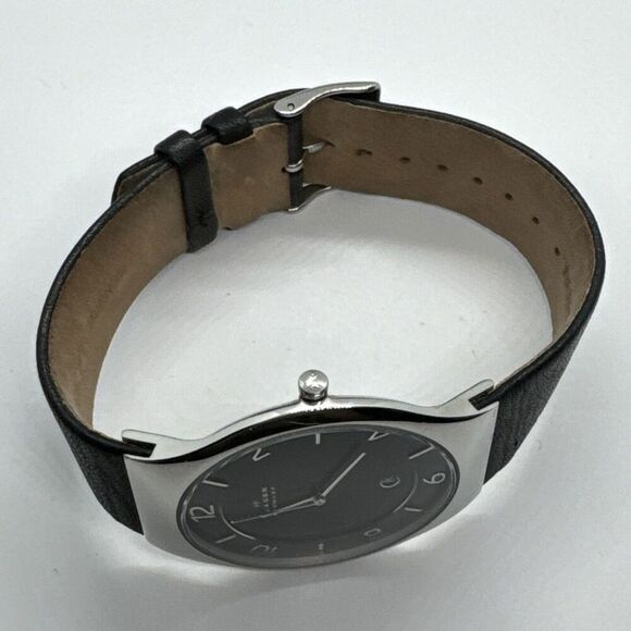 Skagen SKW6115 Women\'s Black Leather Analog Dial Quartz Wrist Watch AEA266 main image 6